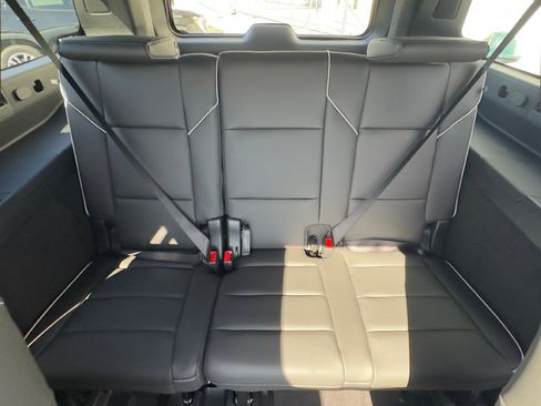 New 2026 Cadillac Escalade ESV Luxury w/ Touring Package image 7