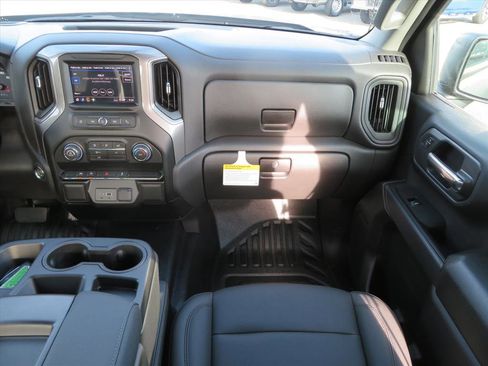 New 2026 Chevrolet Silverado 1500 W/T image 14