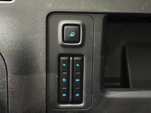 Used 2025 Ford Expedition Max Active AWD/4WD image 30