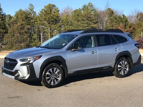 Used 2025 Subaru Outback Limited w/ Popular Package #2 image 1