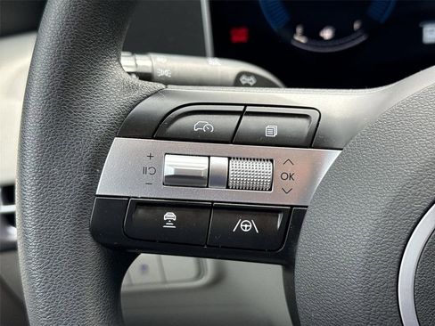 Used 2025 Hyundai Tucson SEL FWD image 33