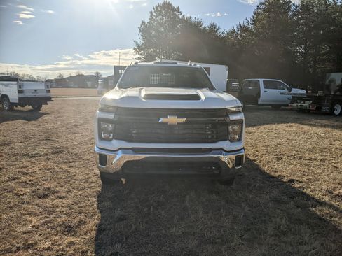New 2024 Chevrolet Silverado 3500 W/T w/ WT Convenience Package image 2