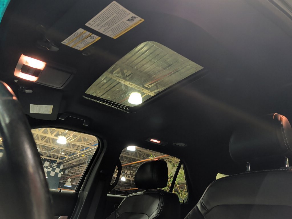 Used 2016 Ford Explorer Limited w/ Equipment Group 301A AWD/4WD image 17