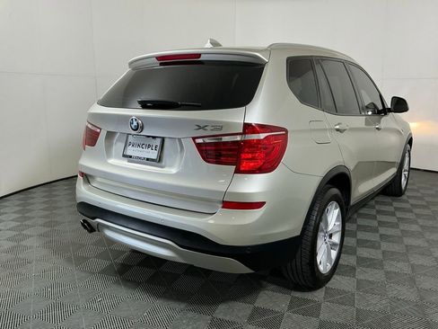 Used 2017 BMW X3 sDrive28i RWD image 5