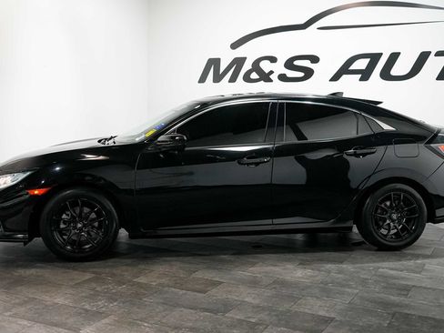 Used 2018 Honda Civic EX image 3