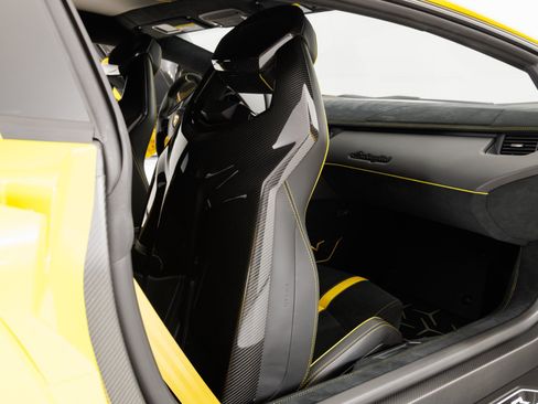 Used 2016 Lamborghini Aventador LP 750-4 Superveloce AWD/4WD image 51