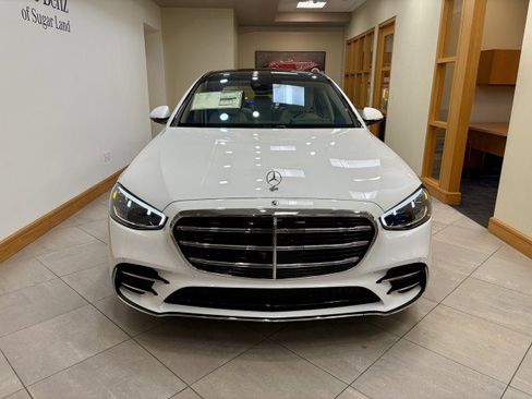 New 2026 Mercedes-Benz S 580 4MATIC Sedan image 2