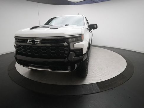 Used 2025 Chevrolet Silverado 1500 ZR2 w/ Technology Package AWD/4WD image 12