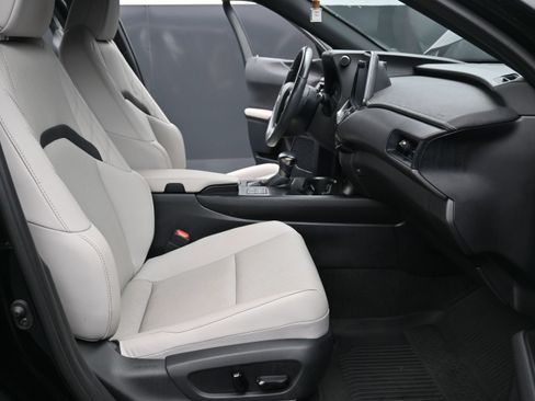 Used 2024 Lexus UX 250h FWD w/ Premium Package image 25