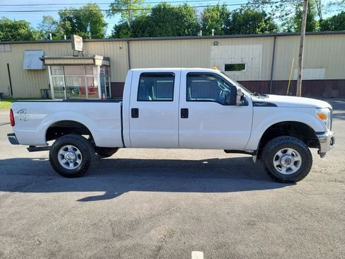 Used 2015 Ford F250 XL w/ XL Value Package AWD/4WD image 4