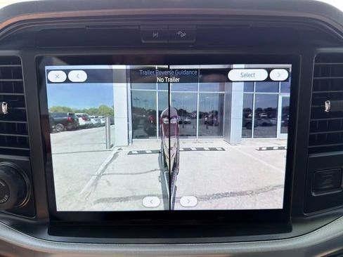 Used 2025 Ford F150 Lariat w/ Equipment Group 501A Mid AWD/4WD image 29