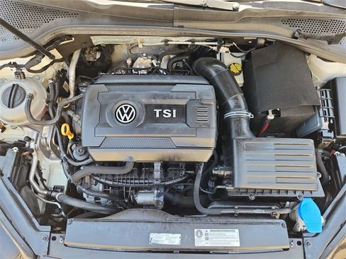 Used 2016 Volkswagen GTI Autobahn image 30