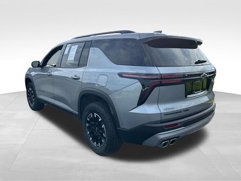 Used 2025 Chevrolet Traverse Z71 w/ LPO, Floor Liner Package AWD/4WD image 3