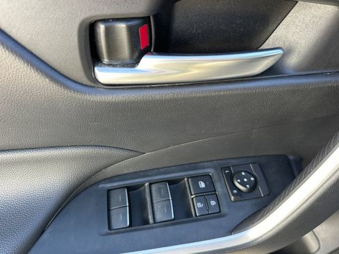 Used 2025 Toyota RAV4 XLE FWD image 13