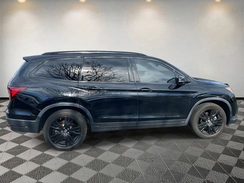 Used 2020 Honda Pilot Black Edition image 2