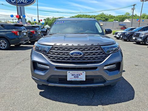 Certified 2023 Ford Explorer XLT w/ Equipment Group 202A AWD/4WD image 35