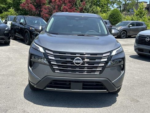 New 2026 Nissan Rogue SV FWD image 2