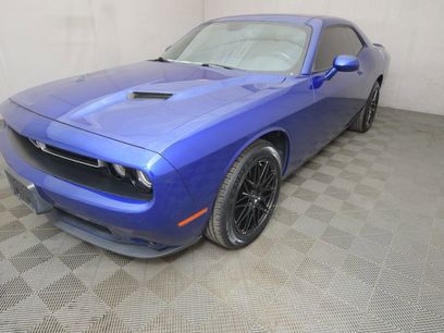 Used 2019 Dodge Challenger SXT