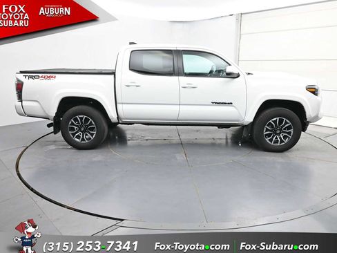 Used 2023 Toyota Tacoma TRD Sport AWD/4WD image 16