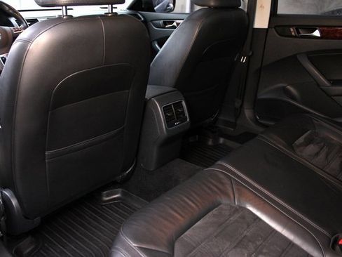 Used 2013 Volkswagen Passat TDI SEL Premium image 33