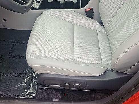 Used 2024 Hyundai Kona Limited image 10