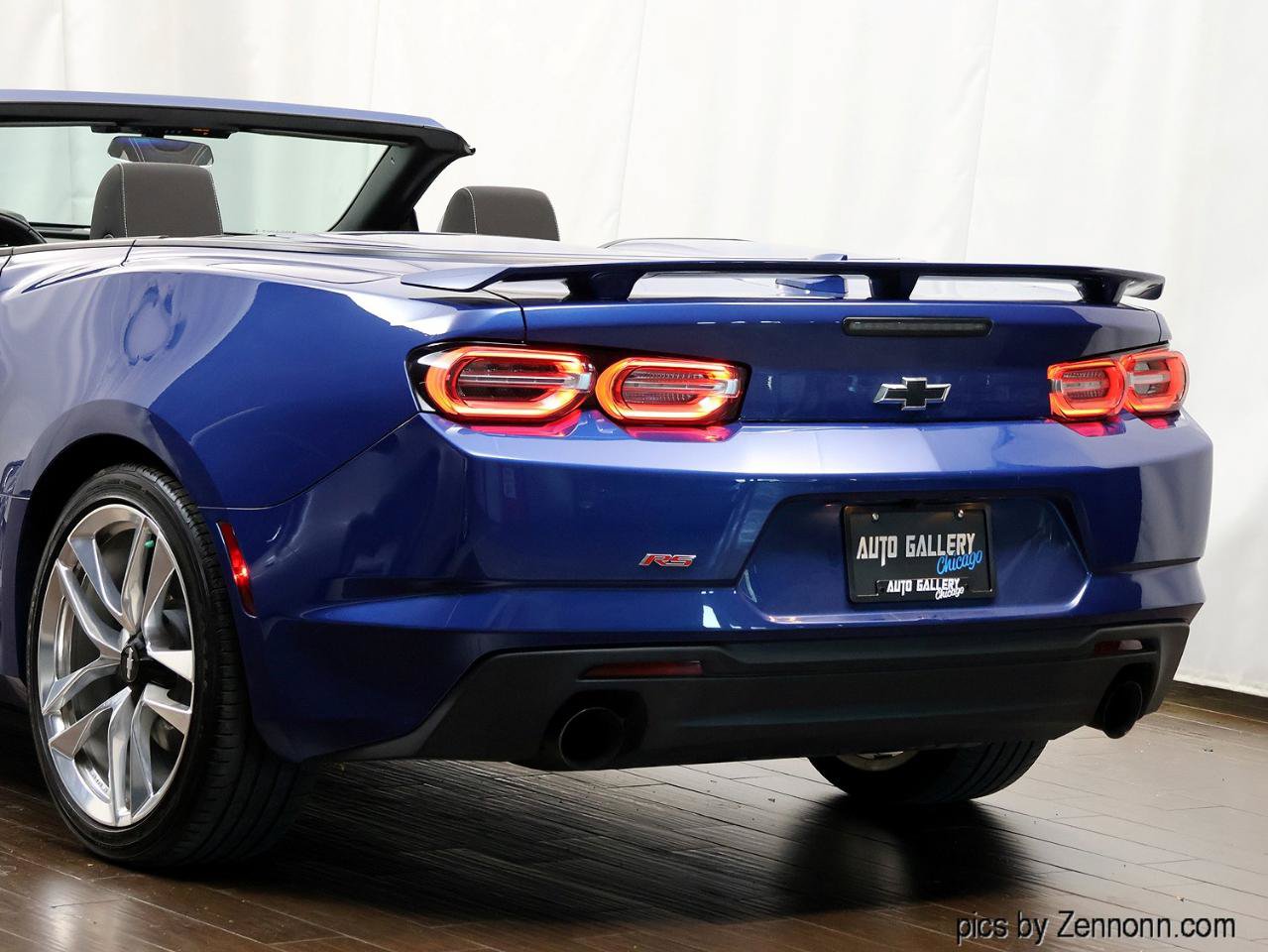Used 2020 Chevrolet Camaro LT w/ RS Package RWD image 8