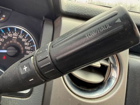 Used 2012 Ford F150 XLT w/ XLT Chrome Pkg image 14