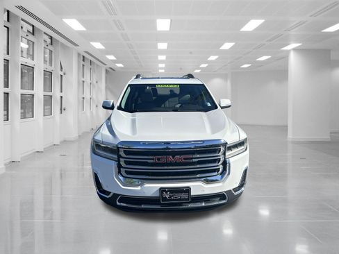 Used 2020 GMC Acadia SLT w/ LPO, Floor Liner Package AWD/4WD image 2