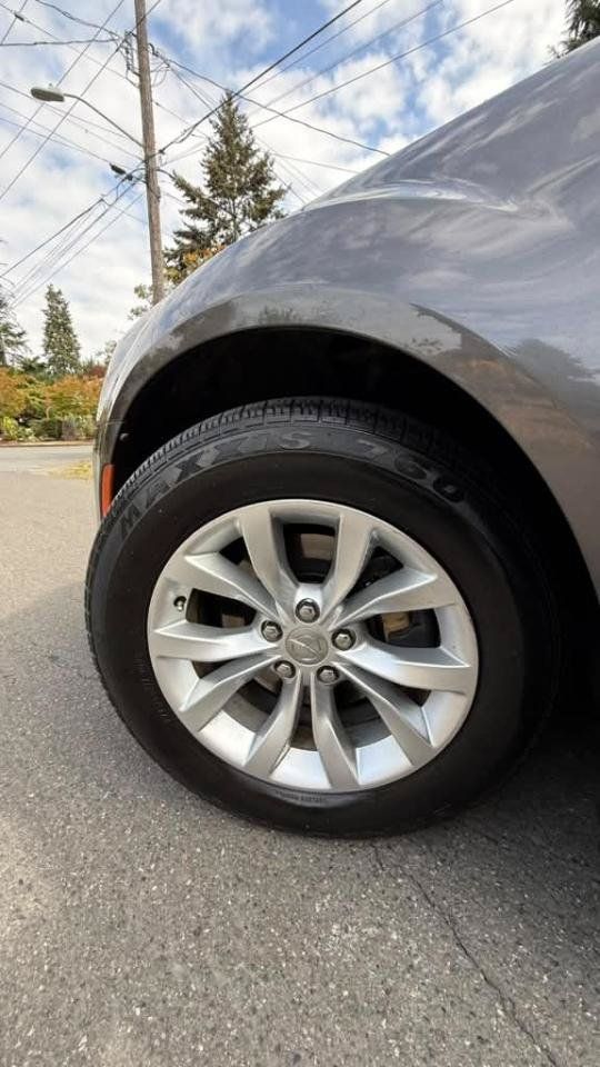 Used 2016 Chrysler 300 Limited RWD image 20