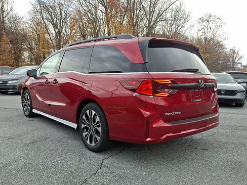 New 2026 Honda Odyssey Elite image 4