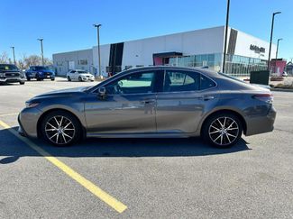 Used 2023 Toyota Camry SE w/ Convenience Package video 2