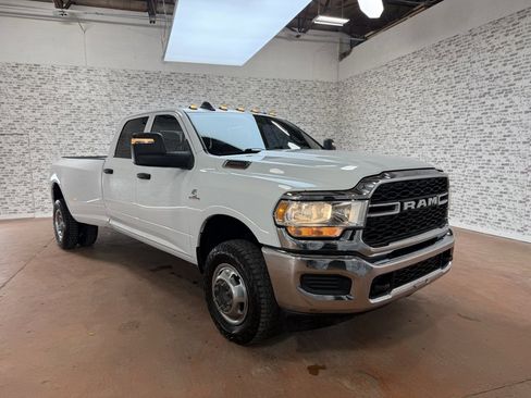 Used 2023 RAM 3500 Tradesman image 1