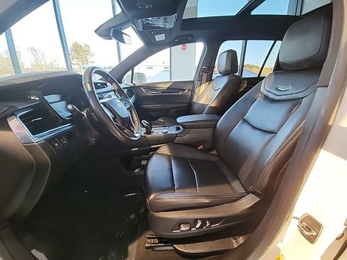 Used 2020 Cadillac XT6 Premium Luxury image 18