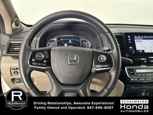 Used 2019 Honda Pilot Touring image 11