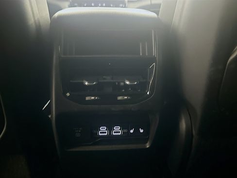 Used 2023 Jeep Grand Cherokee Trailhawk AWD/4WD image 28