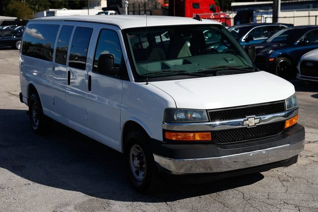 Used 2019 Chevrolet Express 3500 LT w/ LT Preferred Equipment Group RWD image 18