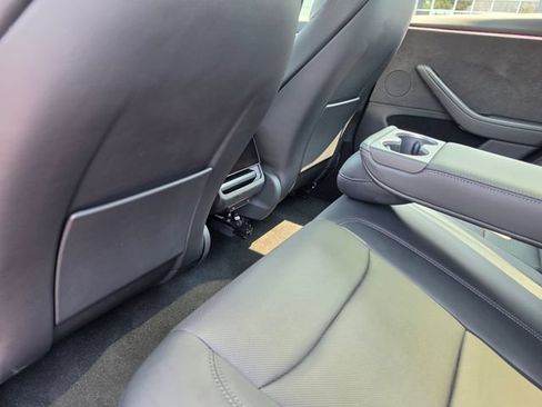Used 2024 Tesla Model 3 Long Range AWD/4WD image 37