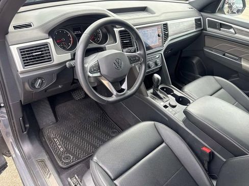 Used 2021 Volkswagen Atlas Cross Sport SE AWD/4WD image 24