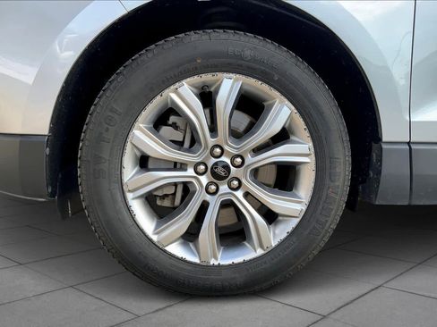 Certified 2024 Ford Edge Titanium image 10