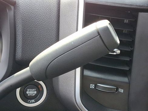 Used 2024 RAM 2500 Big Horn image 27