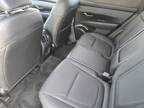 Used 2025 Hyundai Tucson SEL FWD image 30