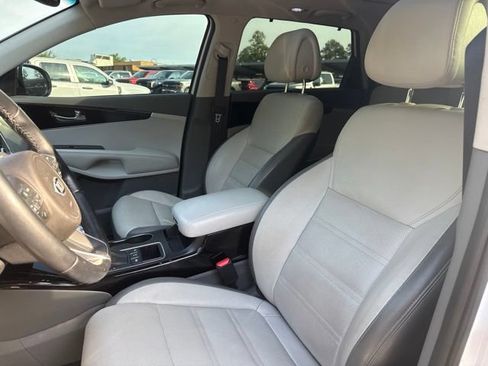 Used 2016 Kia Sorento SX AWD/4WD image 9
