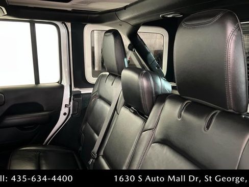 Used 2020 Jeep Wrangler Unlimited Rubicon w/ Advanced Safety Group image 20