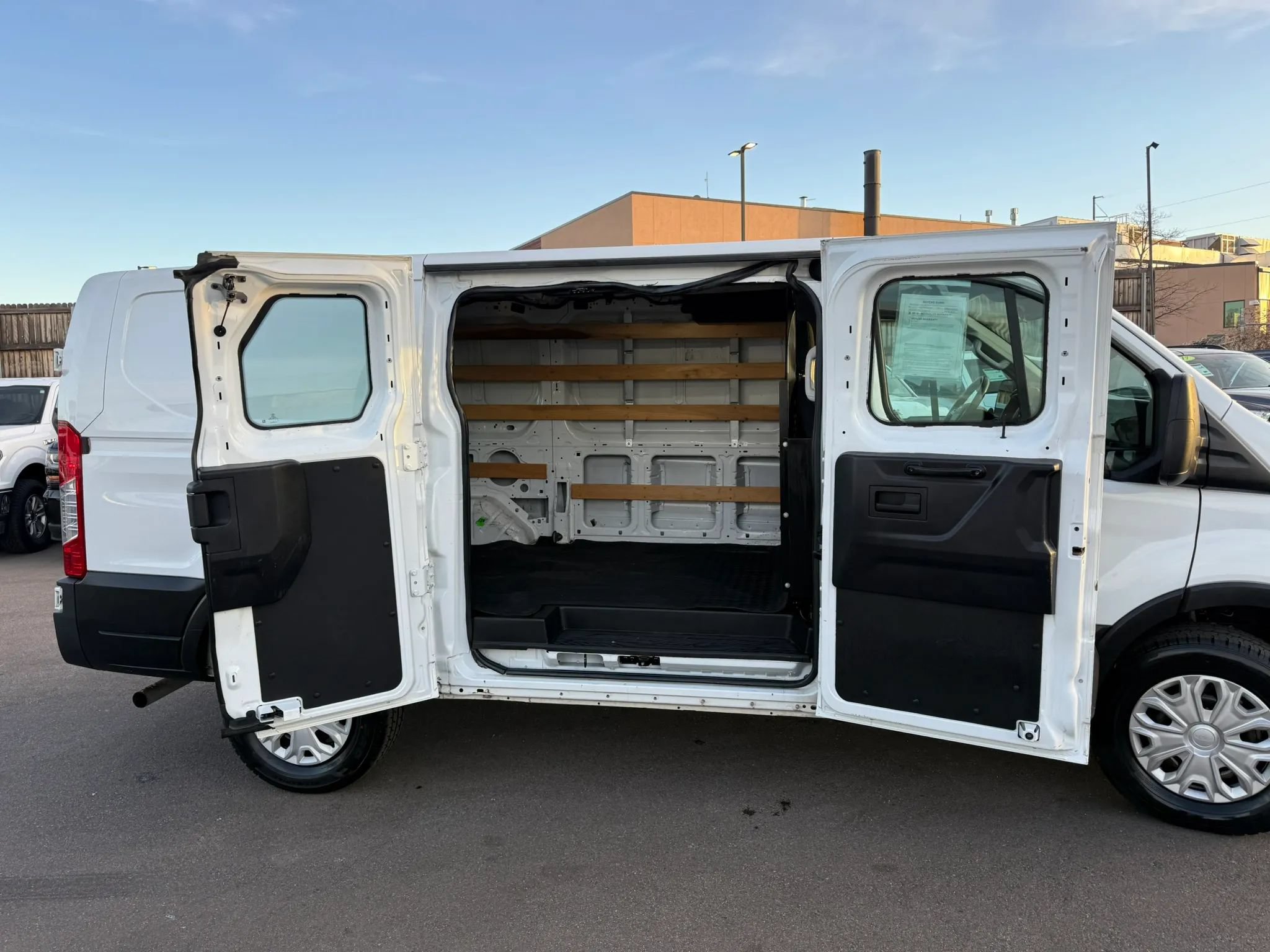 Used 2021 Ford Transit 250 Low Roof w/ Exterior Upgrade Package RWD image 22