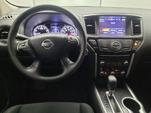 Used 2017 Nissan Pathfinder S AWD/4WD image 22