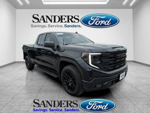 Used 2023 GMC Sierra 1500 Elevation image 1