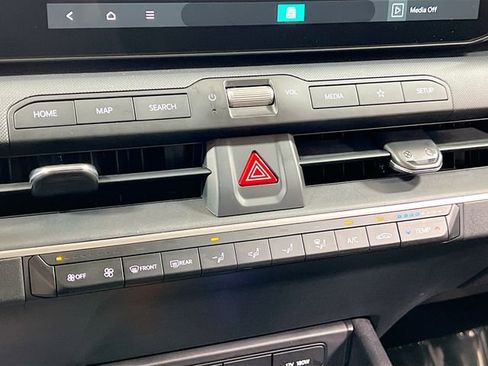 Certified 2025 Kia K4 LXS image 15