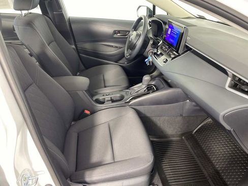Used 2026 Toyota Corolla LE FWD image 11