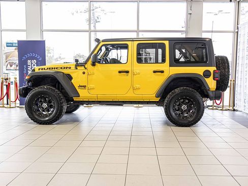 Used 2020 Jeep Wrangler Unlimited Rubicon w/ Dual Top Group image 7