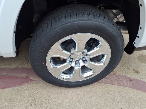 New 2026 RAM 1500 2WD Crew Cab image 18